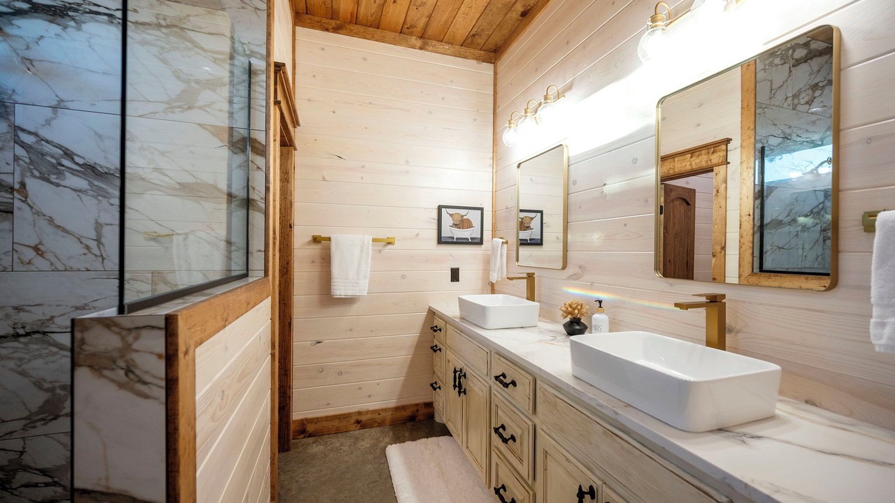 Photo of Bathroom in Pickens