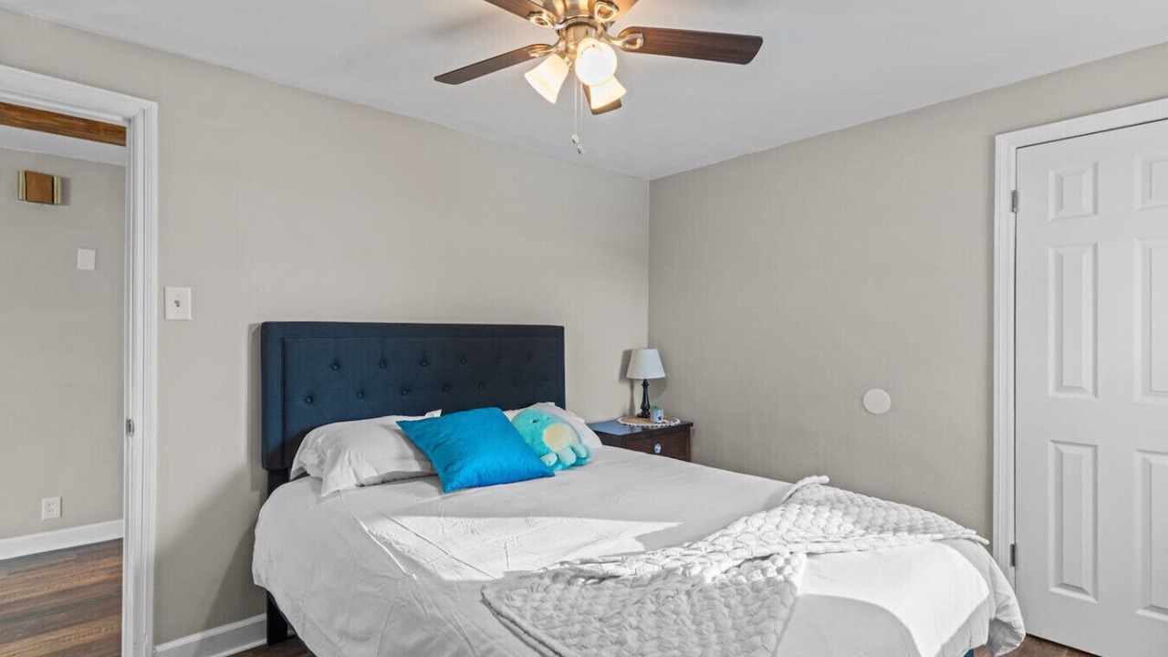 Photo of Bedroom in Maryland Heights