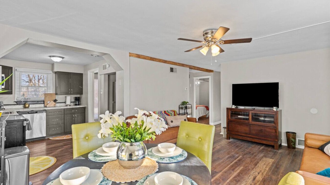 Photo of Bedroom in Maryland Heights