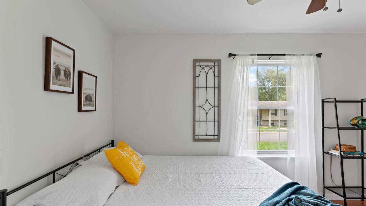 Photo of Bedroom in Eureka