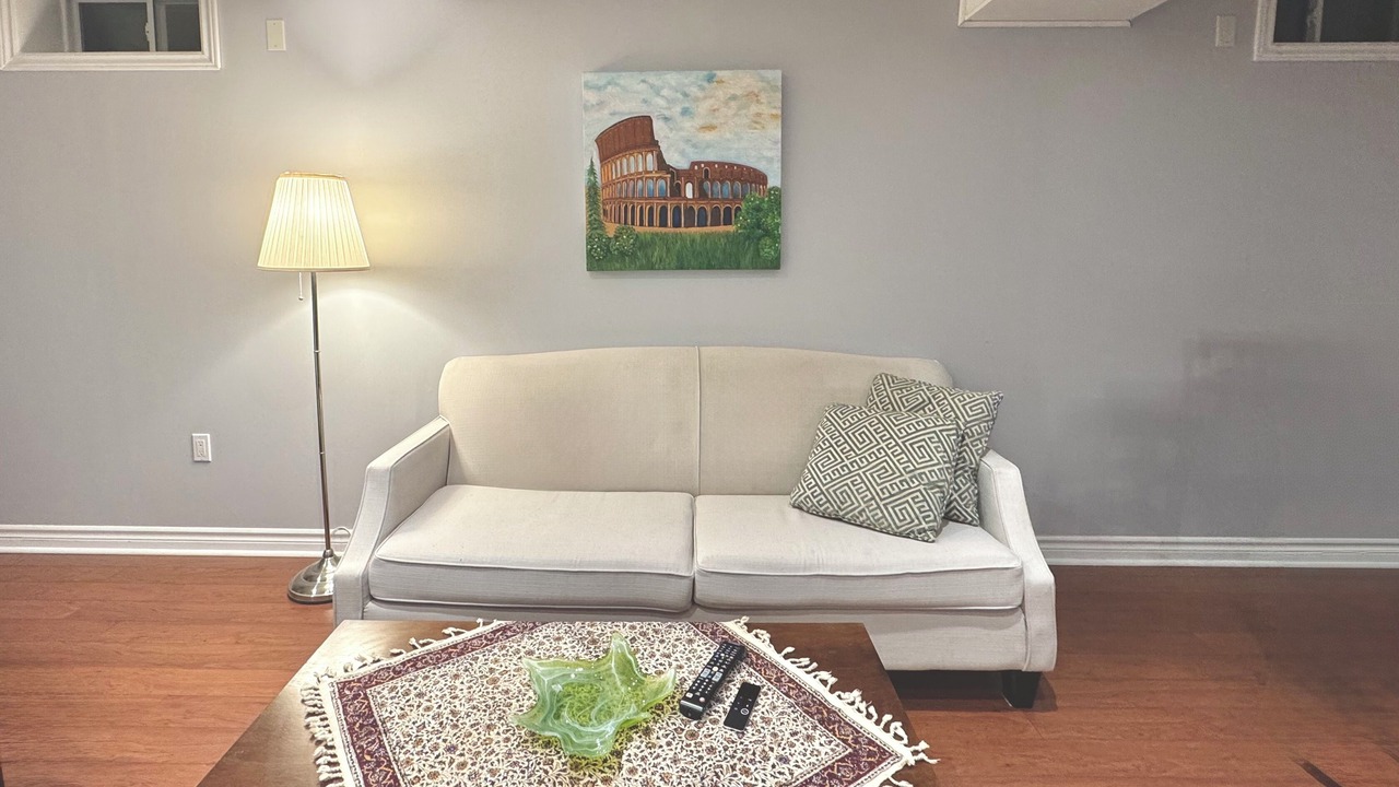 Photo of Livingroom in York Regional Municipality