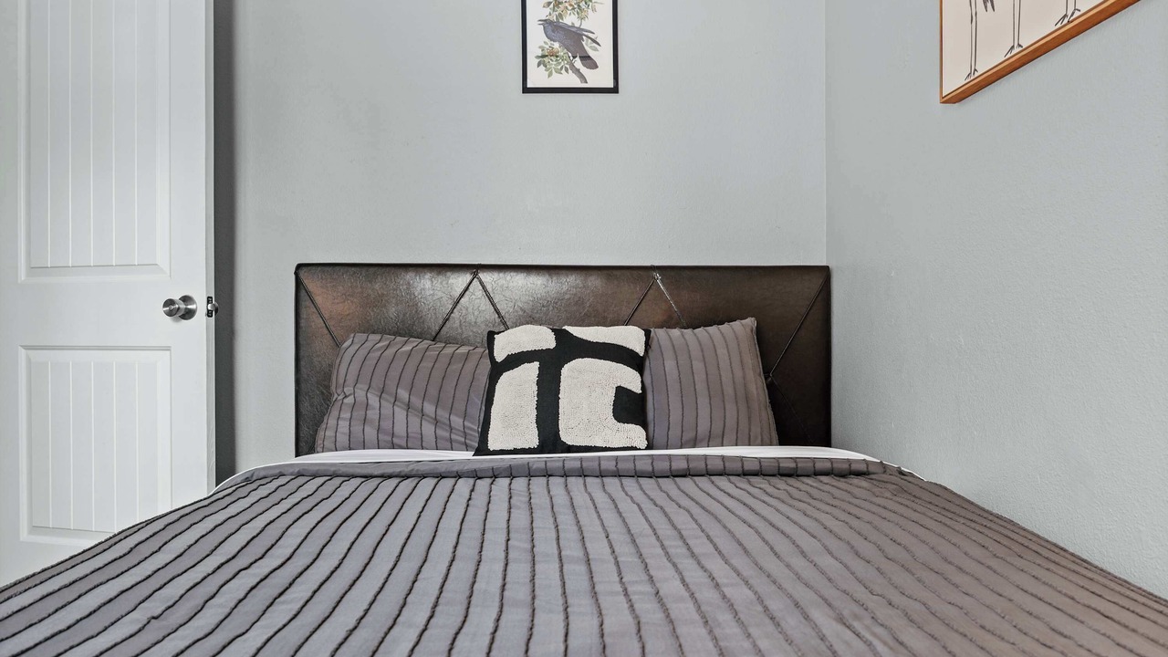 Photo of Bedroom in Old Town West