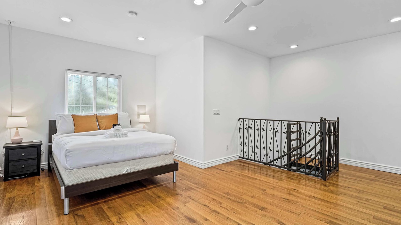Photo of Bedroom in Sherman Oaks