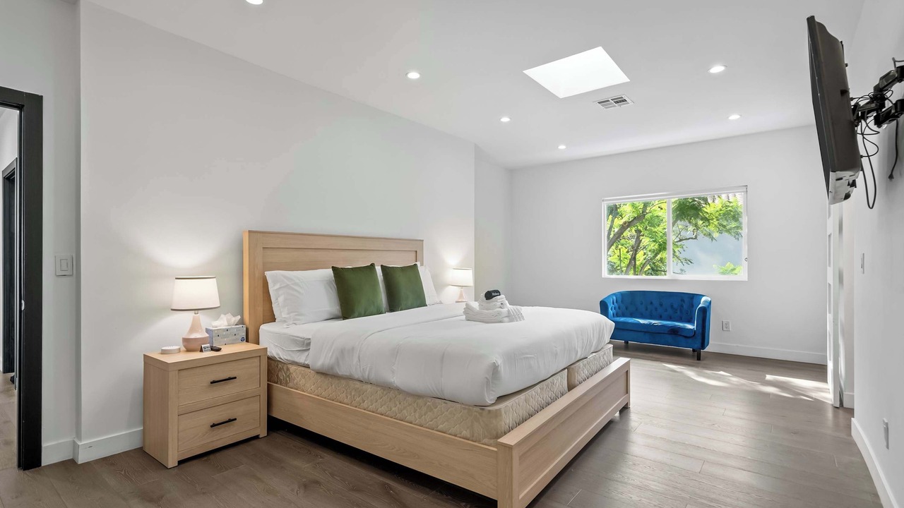 Photo of Bedroom in Sherman Oaks