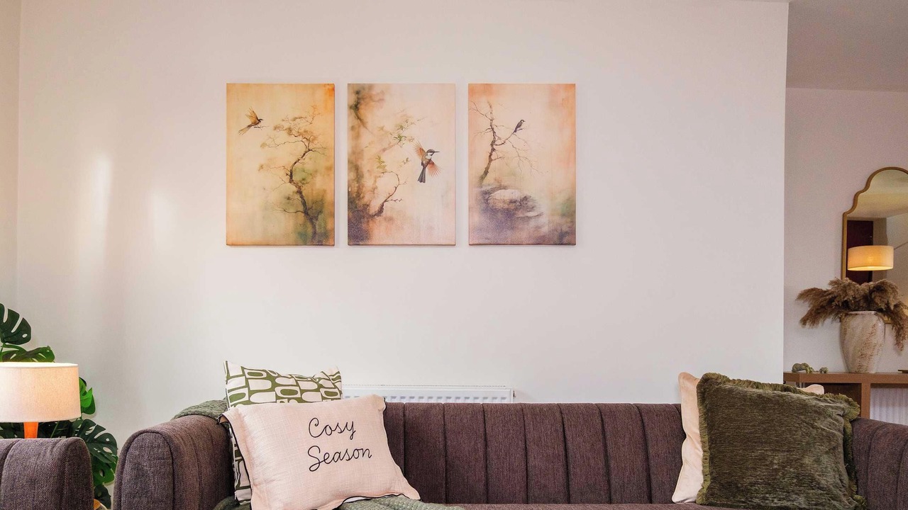 Photo of Livingroom in Bilston