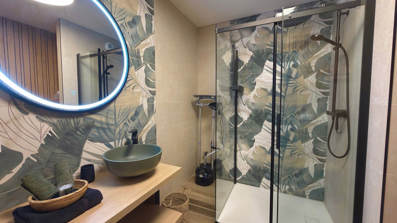 Photo of Bathroom in Champagne-sur-Seine