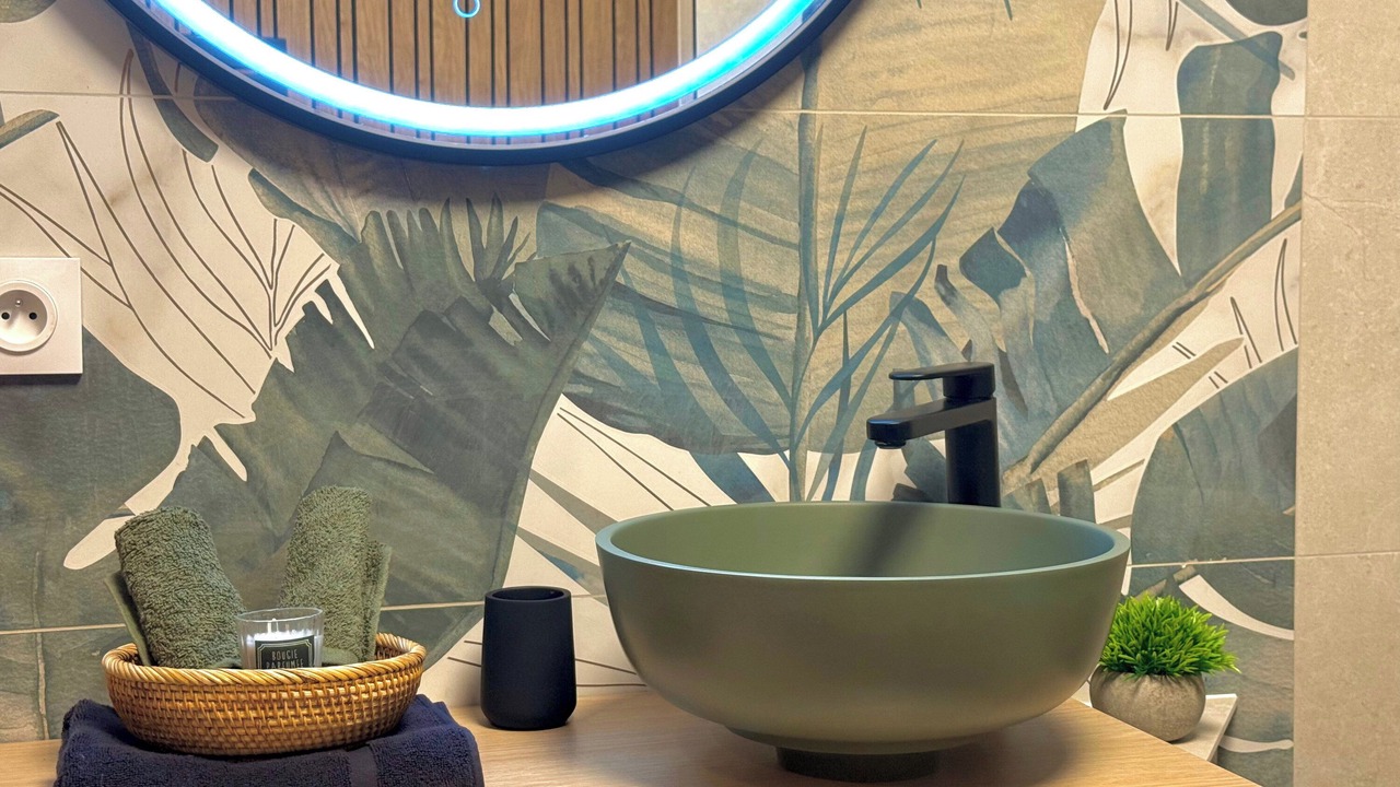 Photo of Bathroom in Champagne-sur-Seine