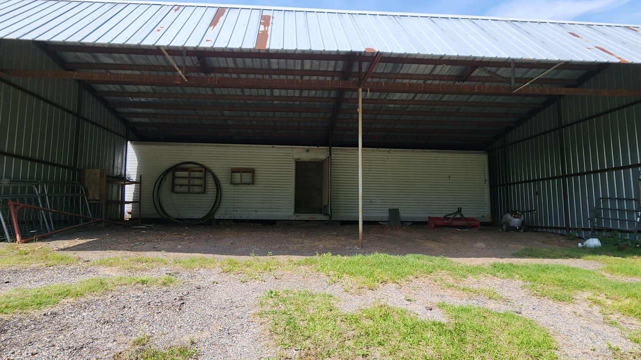 Photo of Outdoor in Farris
