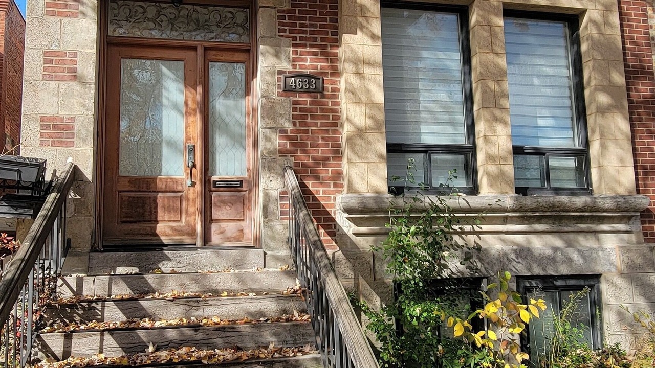 Photo of Outdoor in Westmount