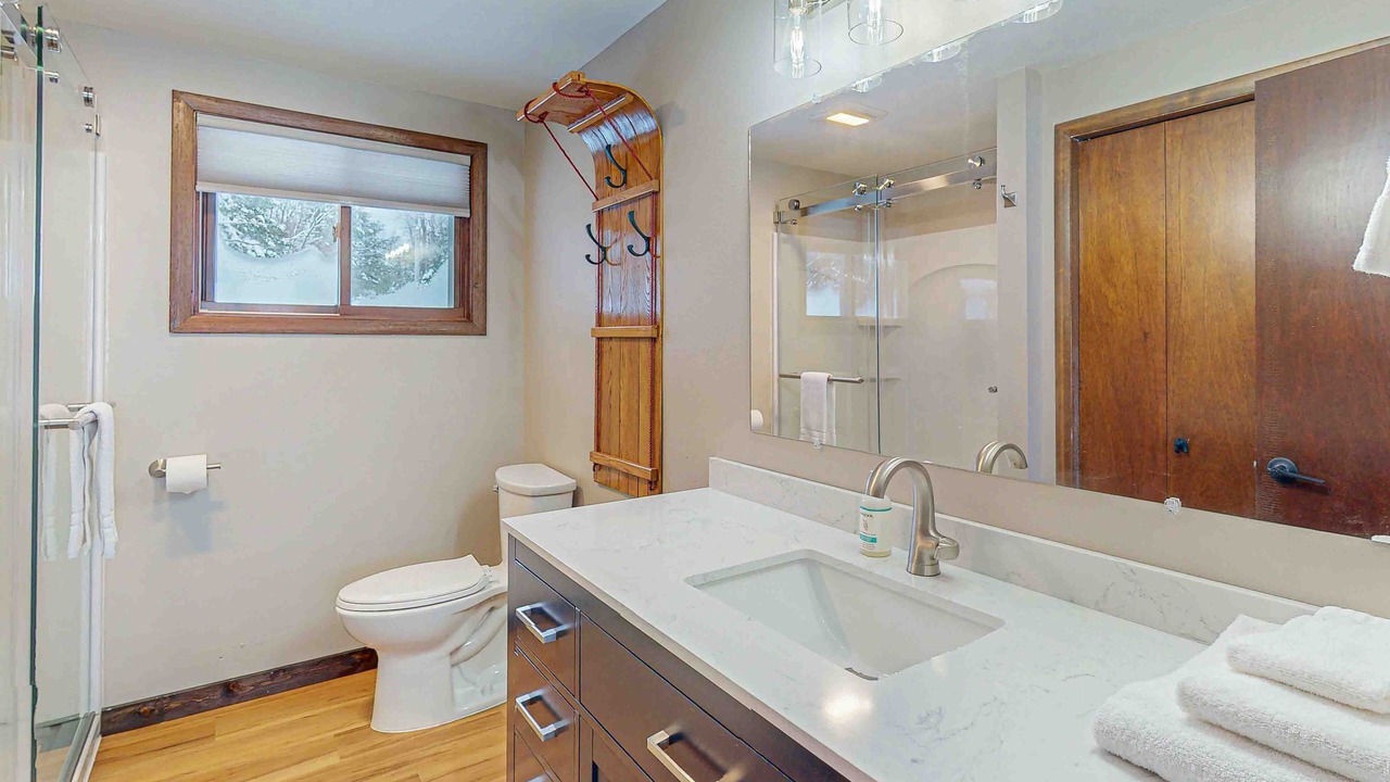 Photo of Bathroom in Mercer