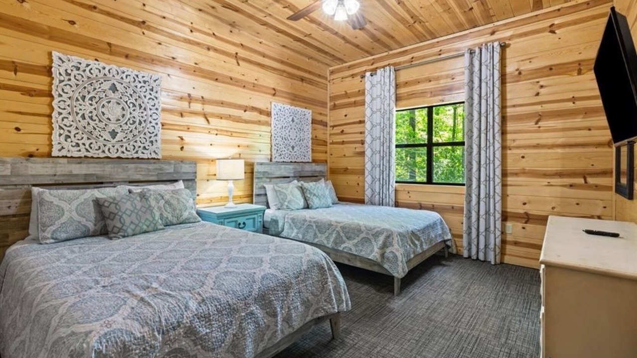 Photo of Bedroom in Broken Bow