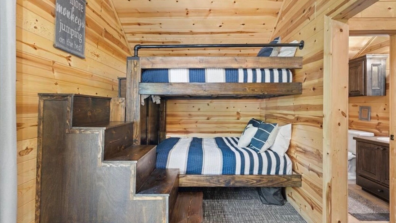 Photo of Bedroom in Broken Bow