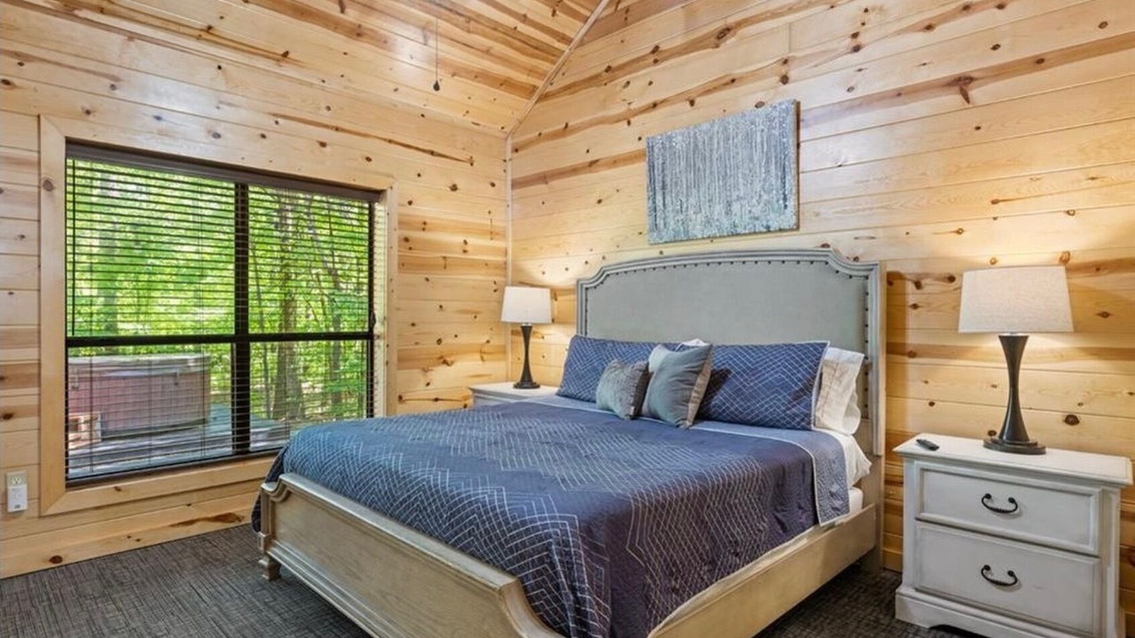 Photo of Bedroom in Broken Bow