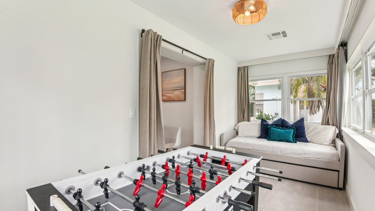 Photo of Bedroom in Redington Beach