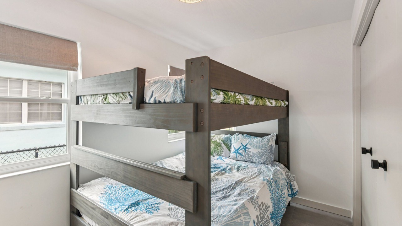 Photo of Bedroom in Redington Beach
