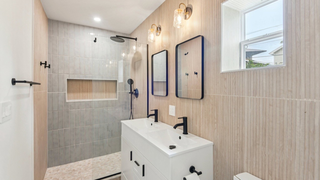 Photo of Bathroom in Redington Beach
