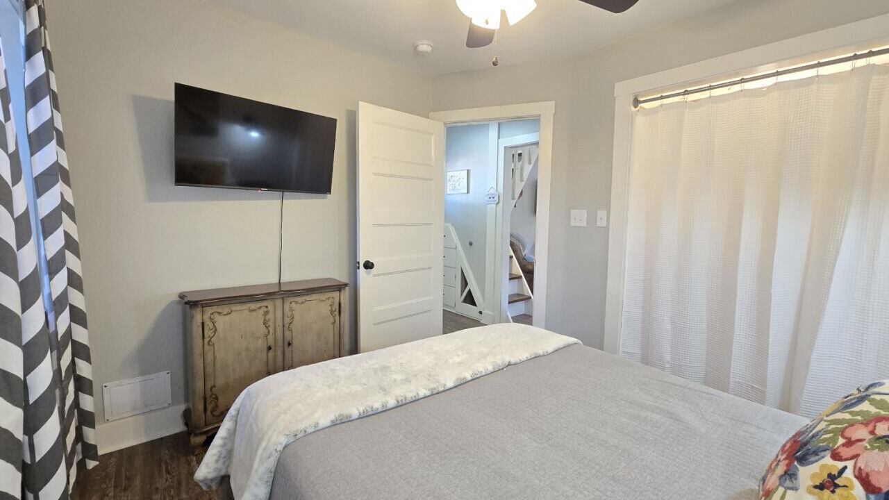 Photo of Bedroom in Wellborn
