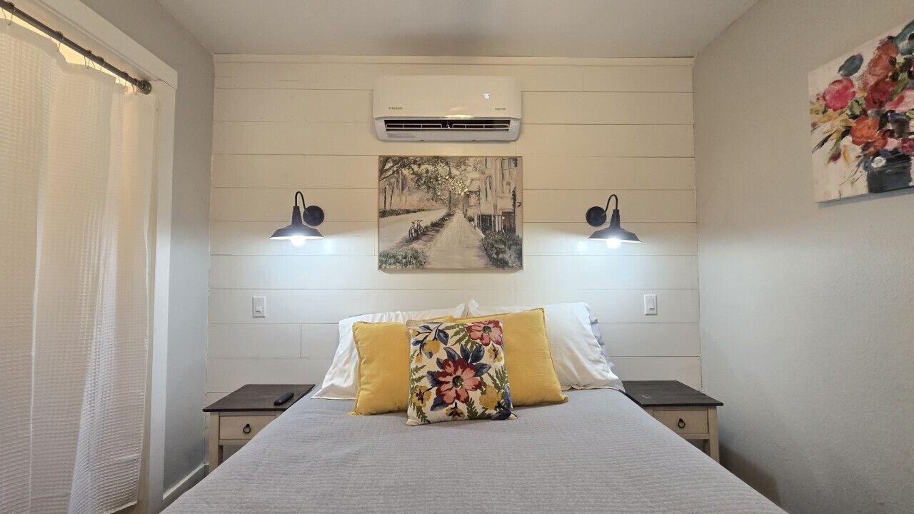 Photo of Bedroom in Wellborn
