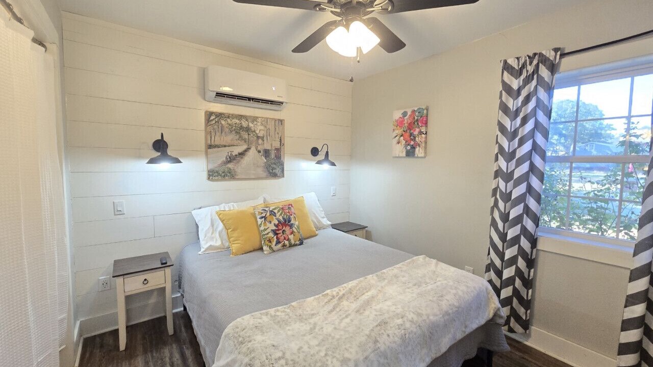 Photo of Bedroom in Wellborn