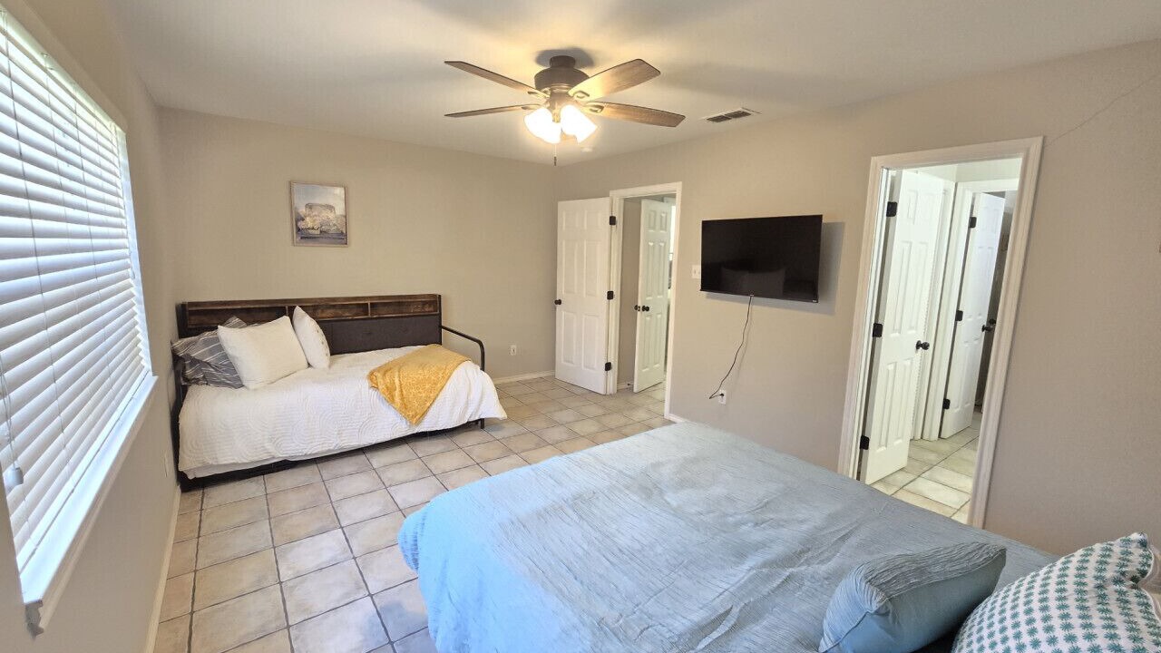Photo of Bedroom in Leon County