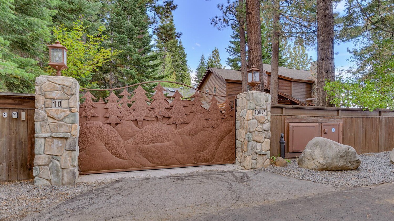 Photo of Outdoor in Lake Forest