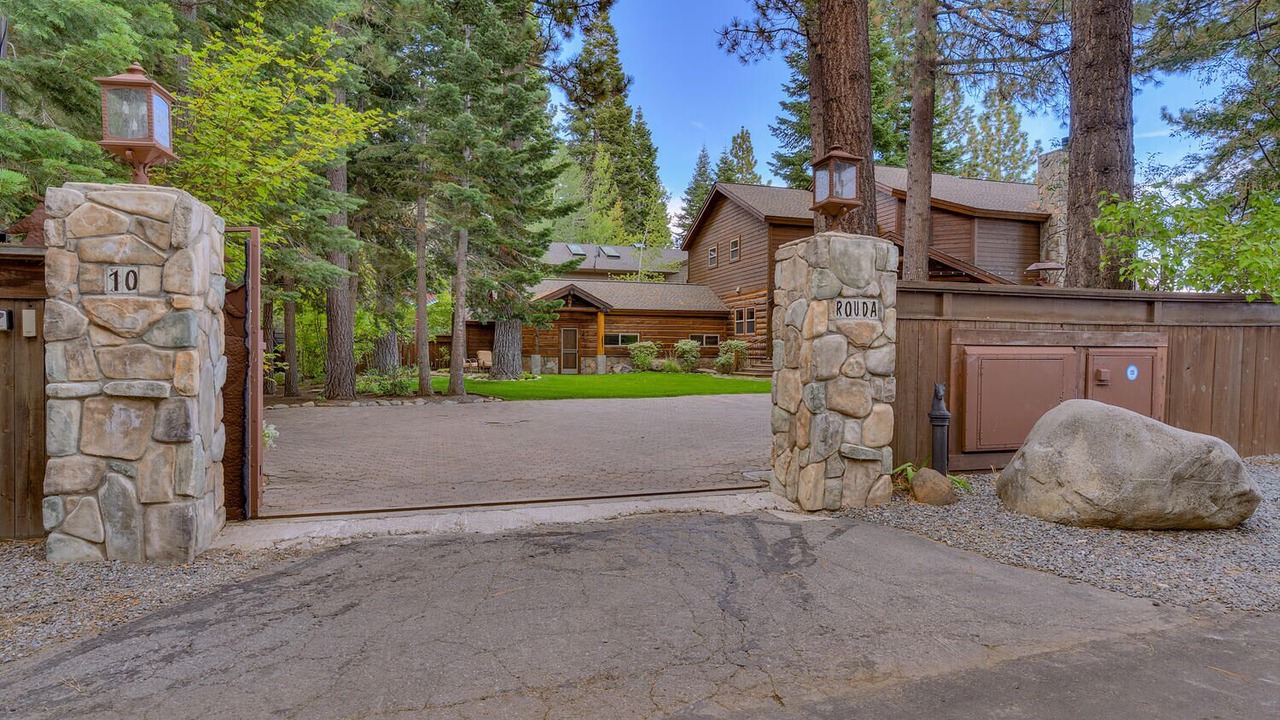 Photo of Outdoor in Lake Forest