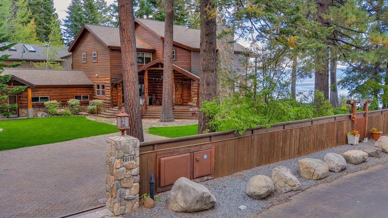 Photo of Outdoor in Lake Forest