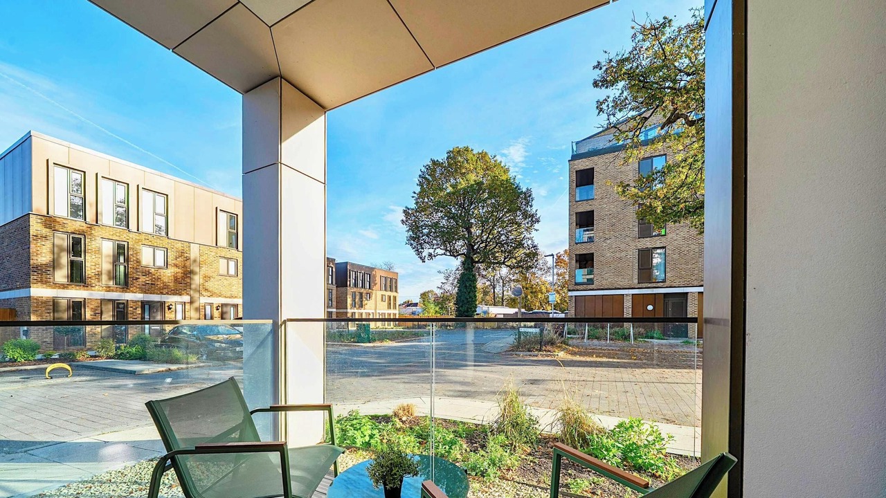 Photo of Patio Balcony in Walton-on-Thames