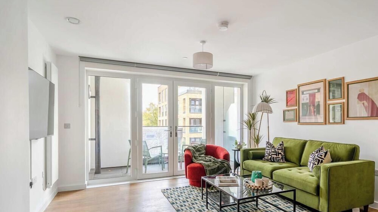 Photo of Patio Balcony in Walton-on-Thames