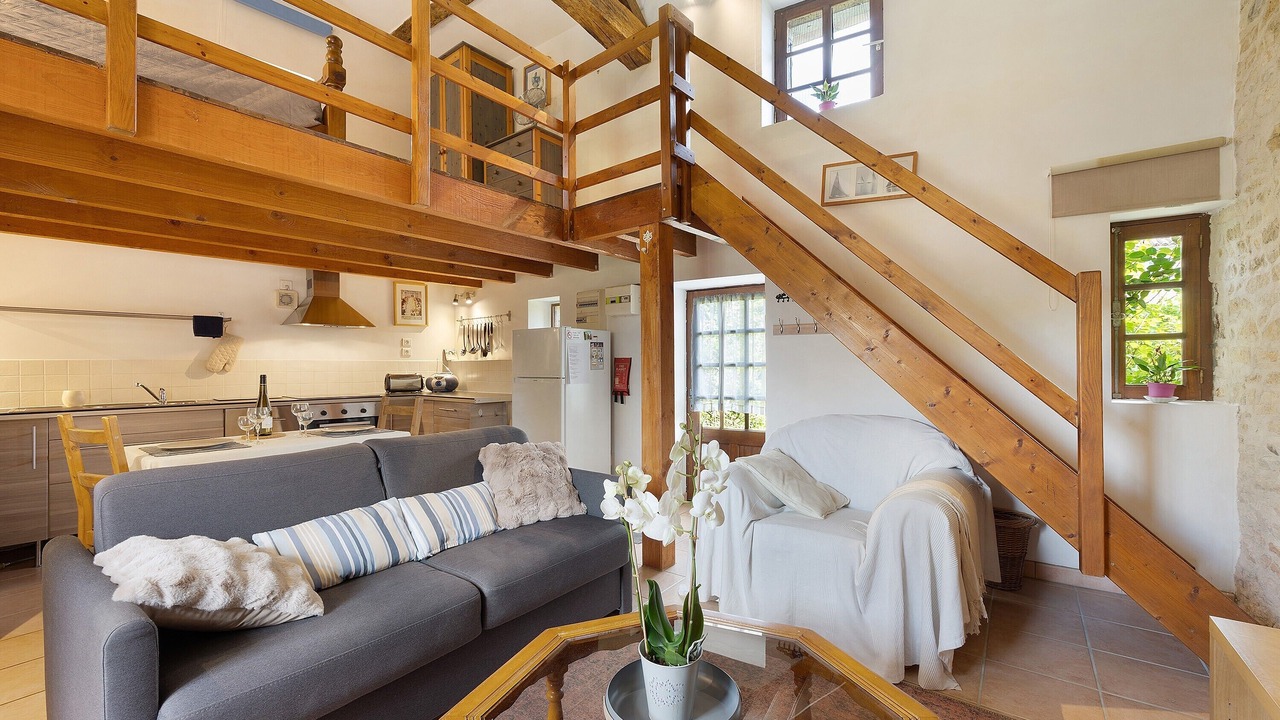 Photo of Livingroom in Saint-Juire-Champgillon