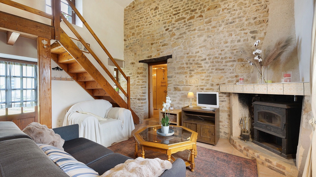 Photo of Livingroom in Saint-Juire-Champgillon
