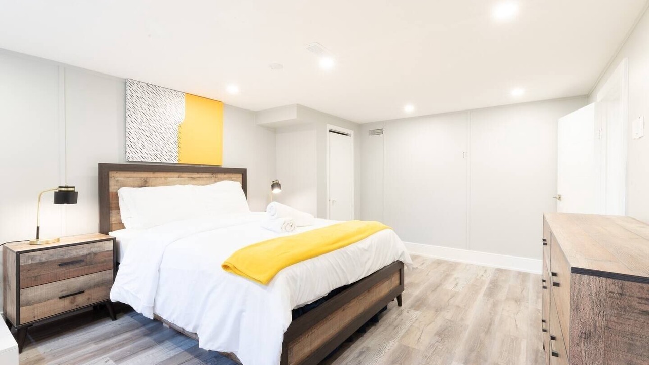 Photo of Bedroom in Newtonbrook