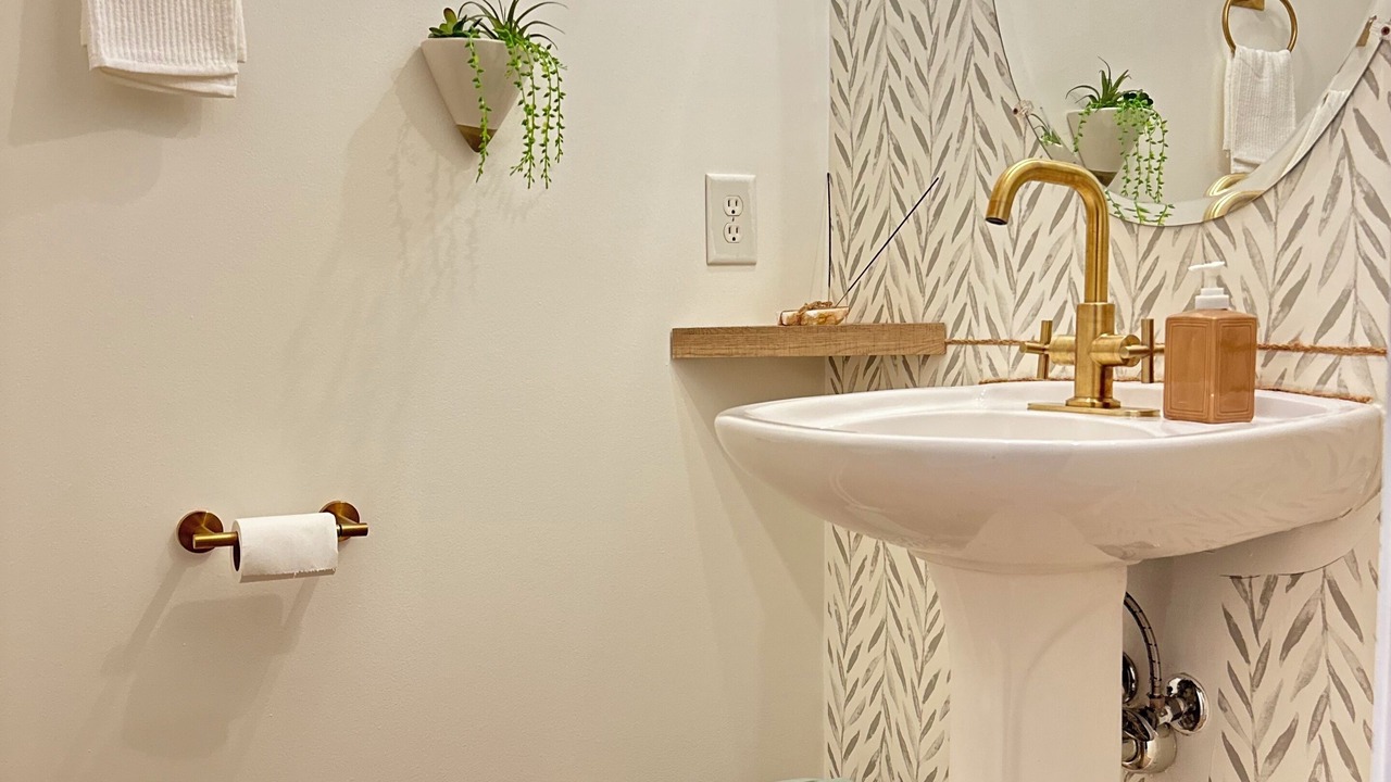 Photo of Bathroom in Lawrenceville