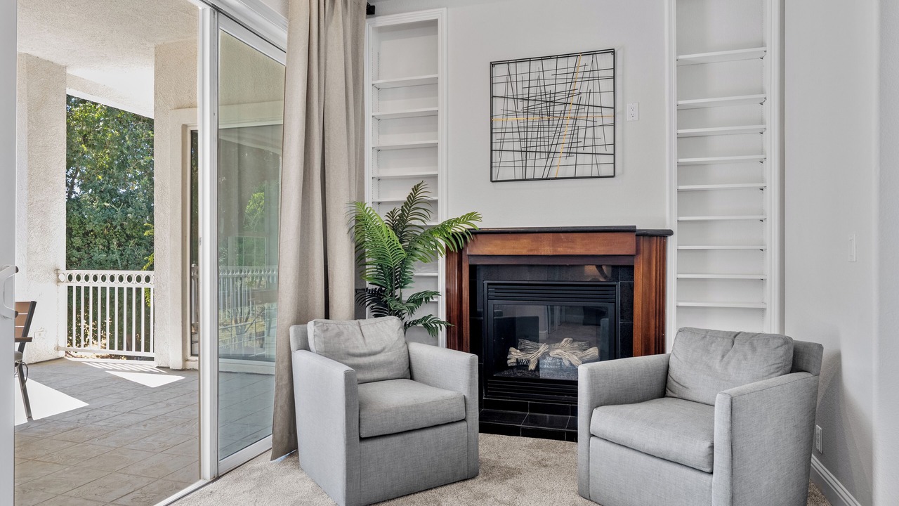 Photo of Others in Pocket