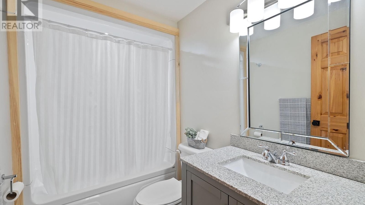 Photo of Bathroom in Terra Nova