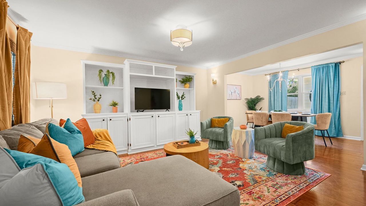 Photo of Bedroom in Mid City South