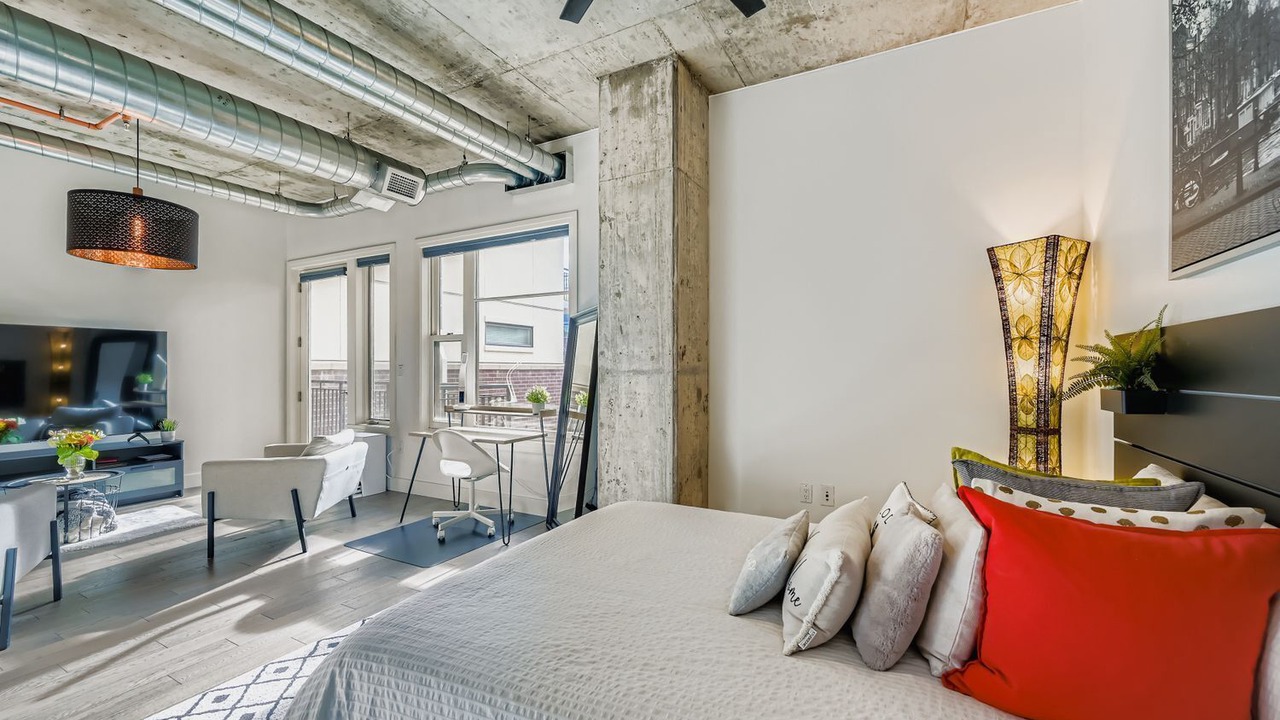 Photo of Bedroom in Central Boulder