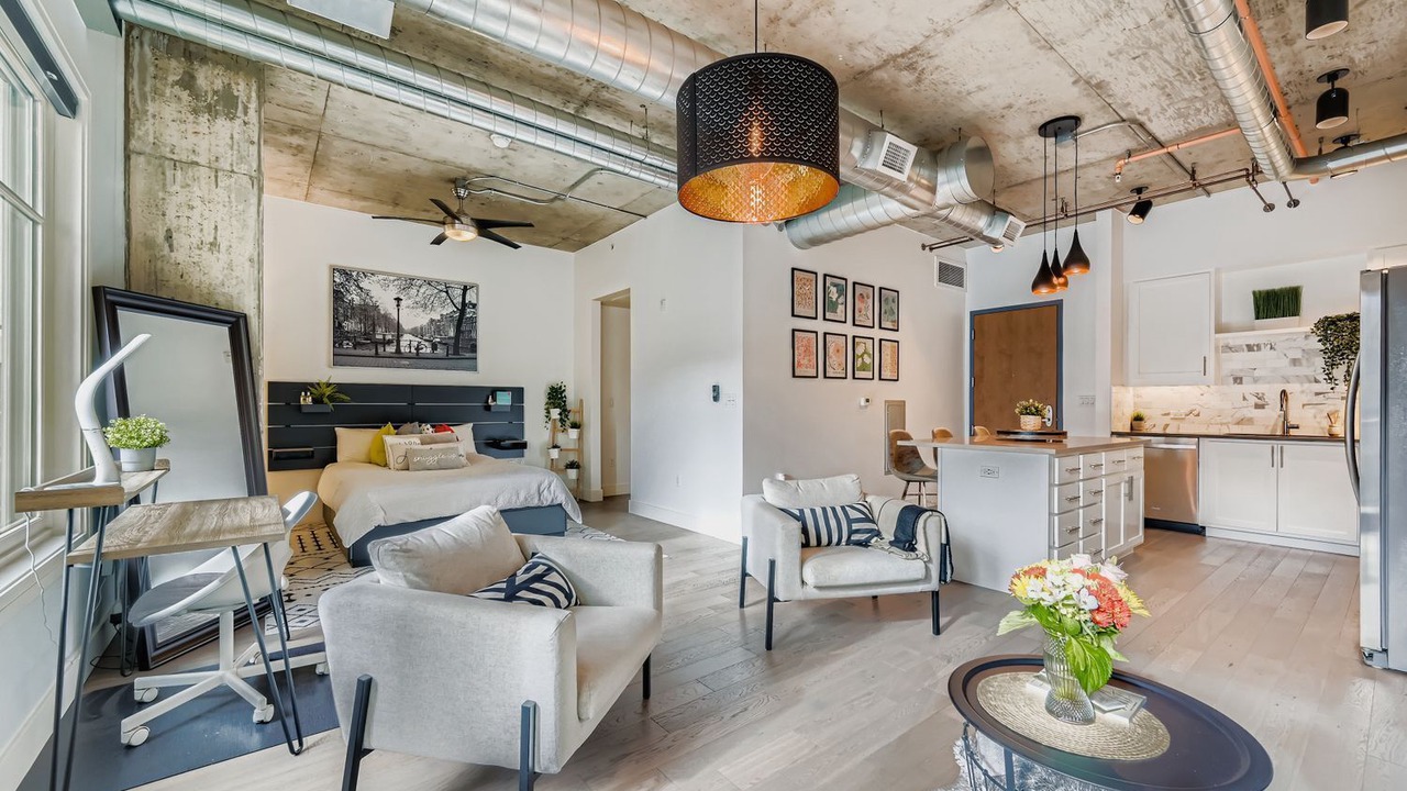 Photo of Bedroom in Central Boulder
