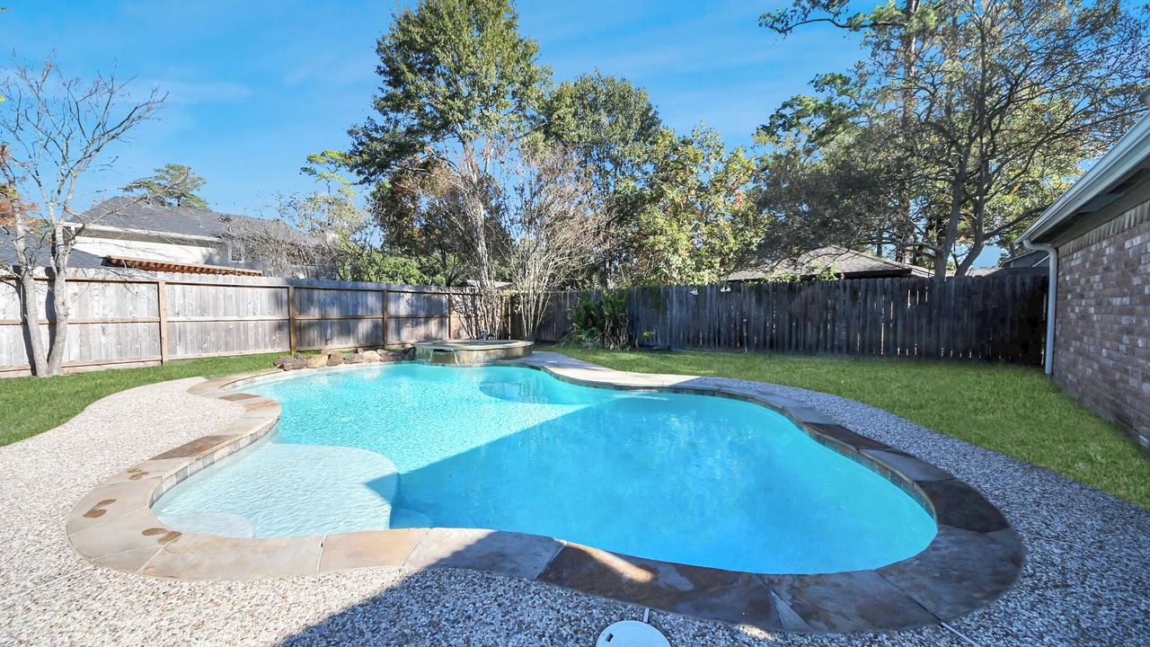 Photo of Outdoor in Oak Ridge North