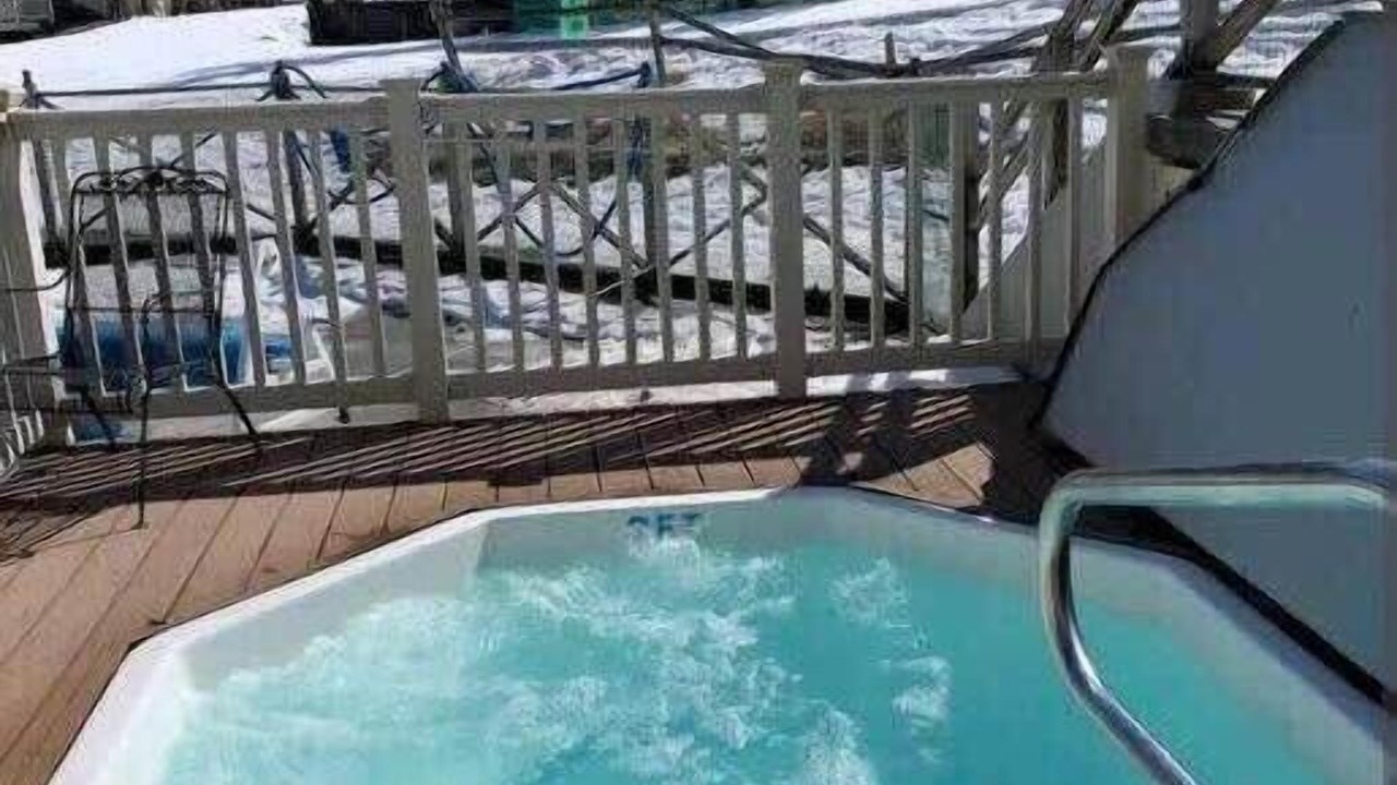 Photo of Outdoor in Hancock