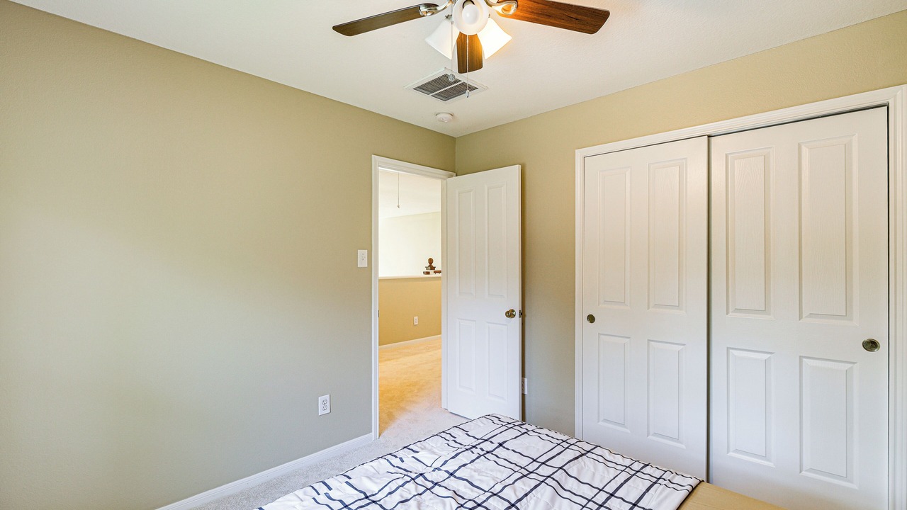 Photo of Bedroom in Alden Bridge