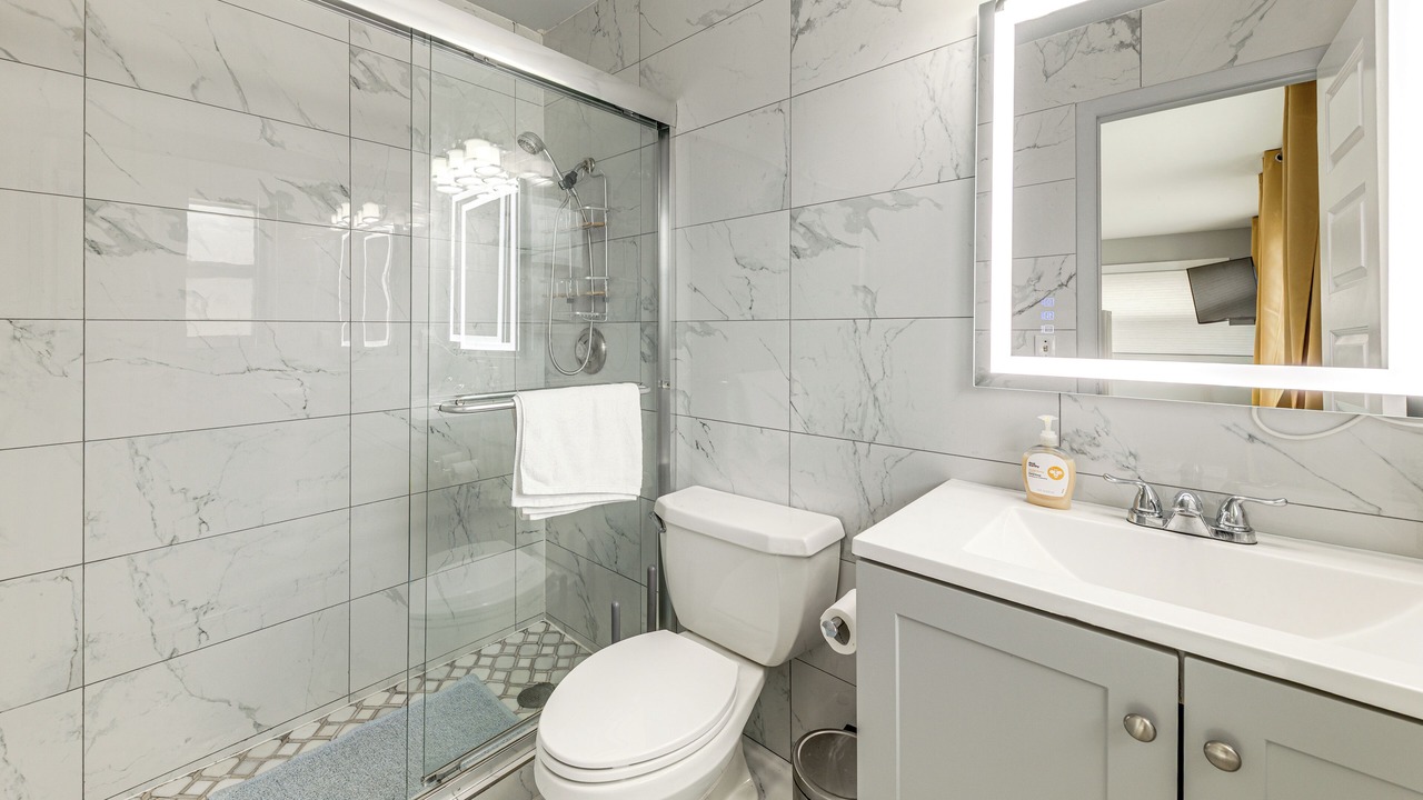 Photo of Bathroom in Tropic Palms