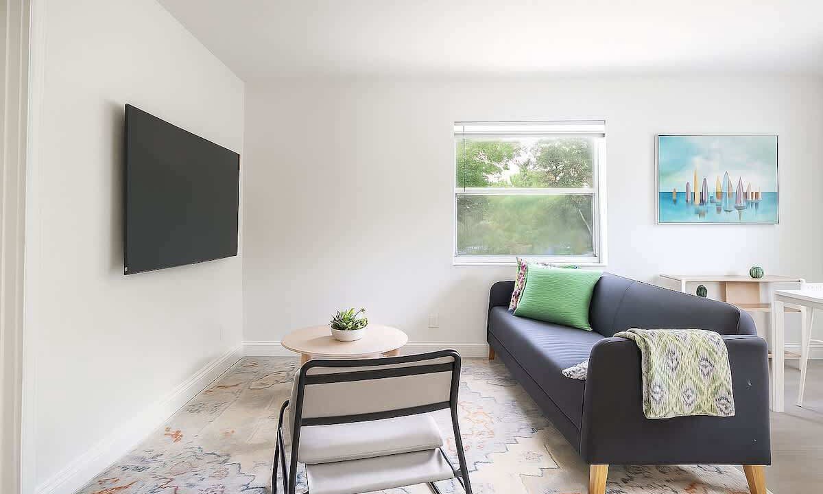 Photo of Bedroom in Riverside Park