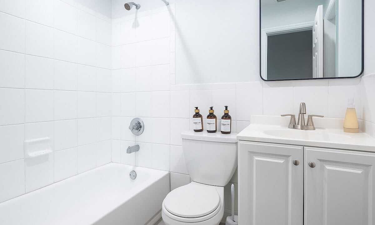 Photo of Bathroom in Riverside Park