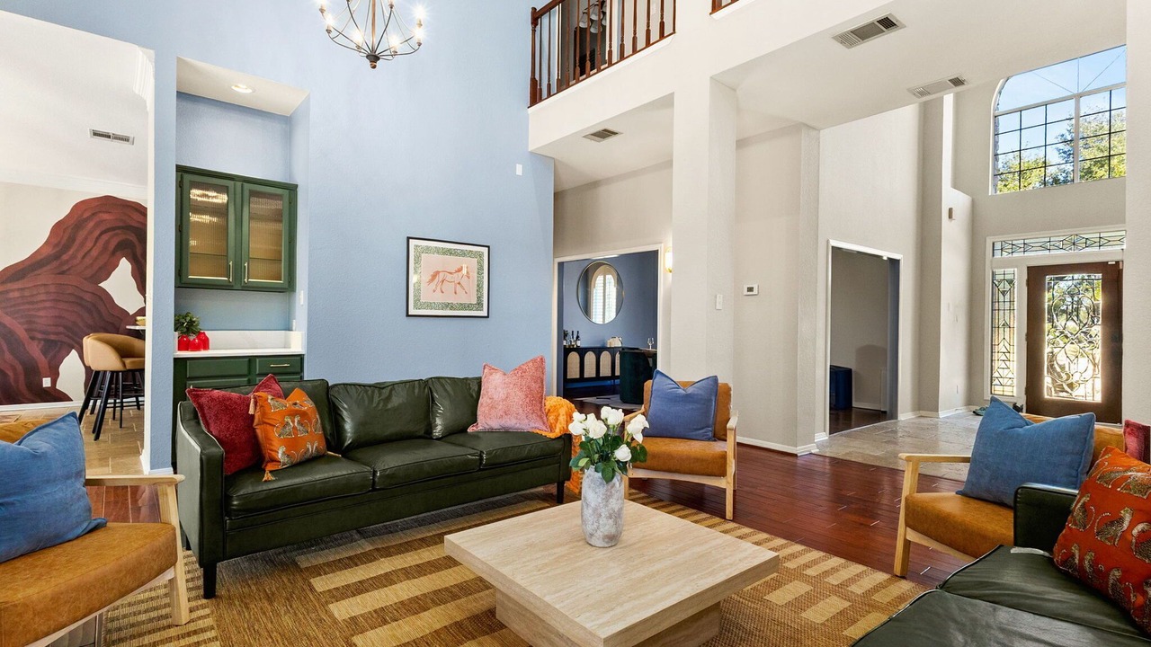 Photo of Livingroom in Dripping Springs
