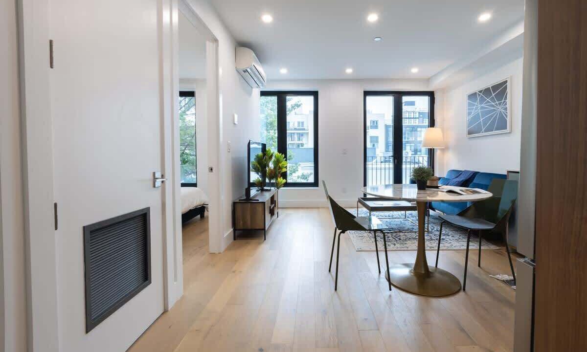 Photo of Others in Greenpoint