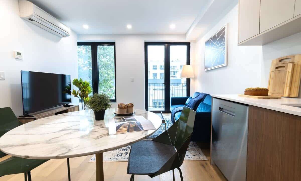 Photo of Others in Greenpoint