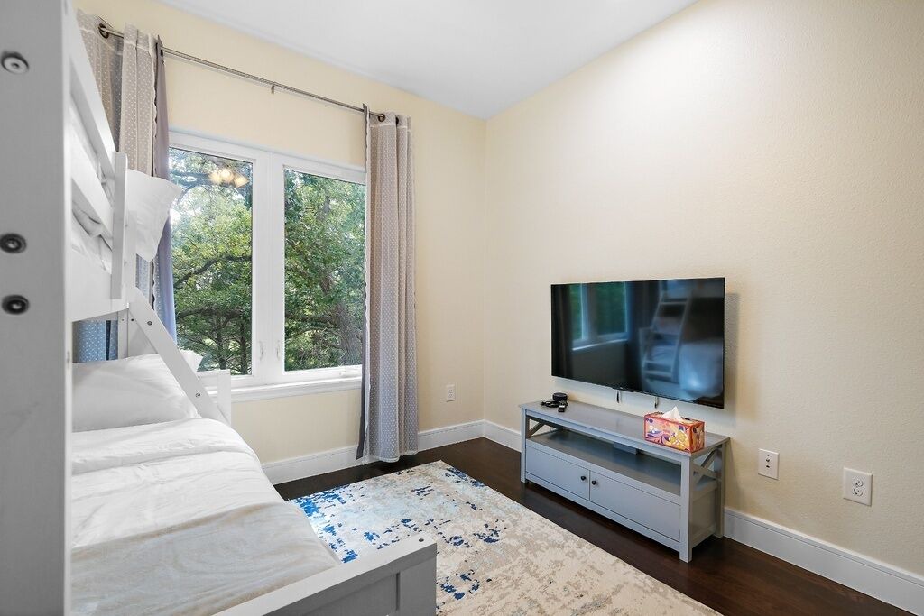 Photo of Bedroom in Dale