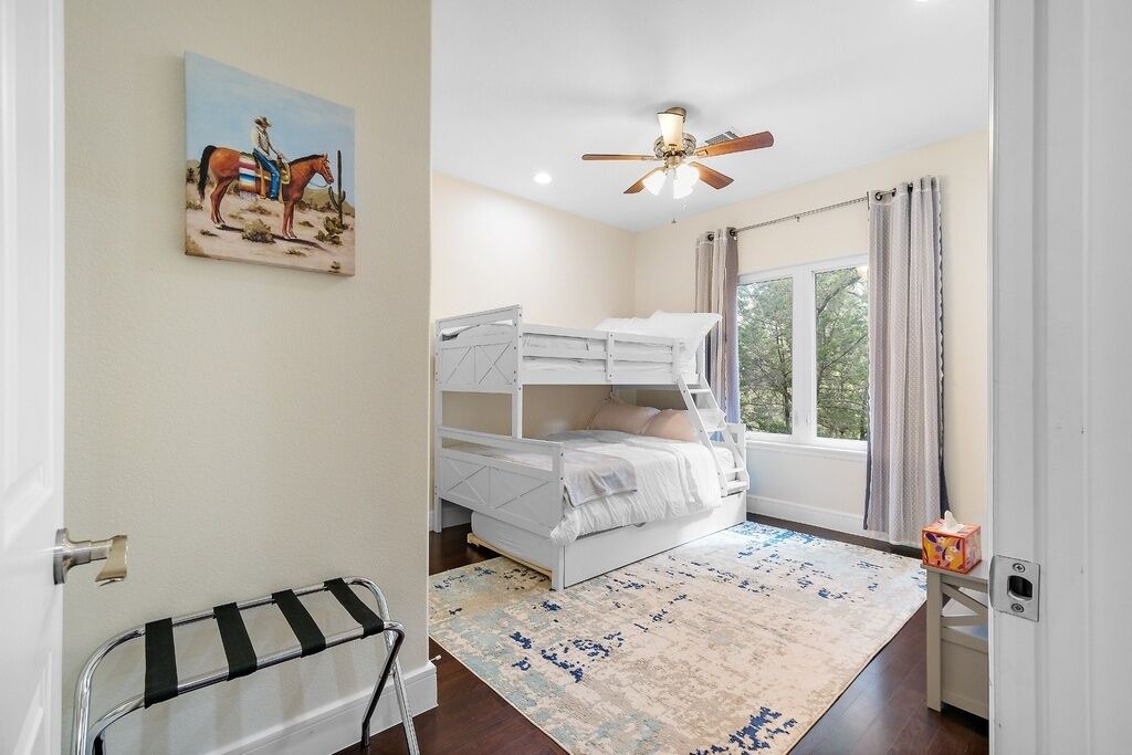 Photo of Bedroom in Dale