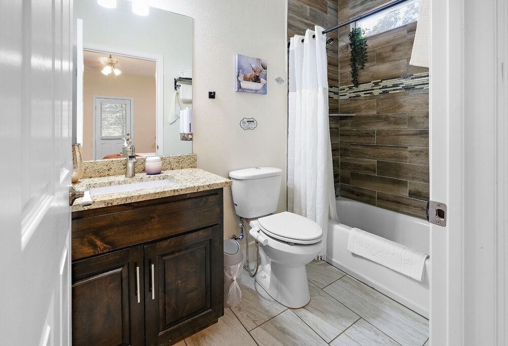 Photo of Bathroom in Dale